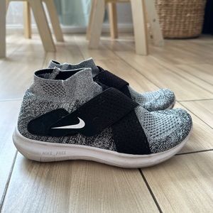 Grey Nike Flyknits